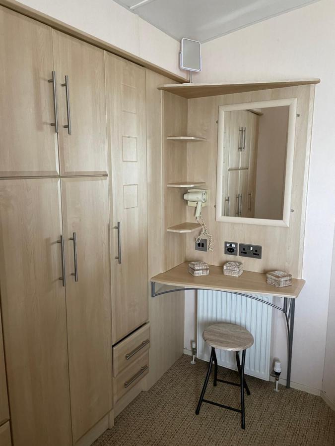 Konies Place Golden Anchor Free Wifi Bedding Included チャペル・セント・レオナルズ エクステリア 写真